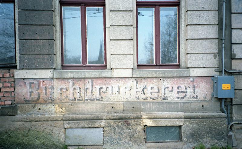 Dresden-Äußere Neustadt, Bischofsweg 46, 23.3.1995.jpg - Buchdruckerei